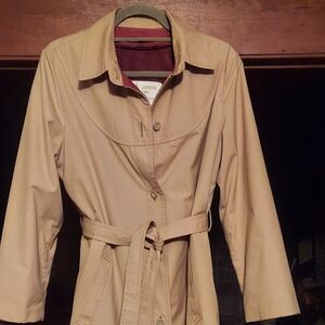 Vintage Women's London Fog Tan Trench Coat With Removable Liner
